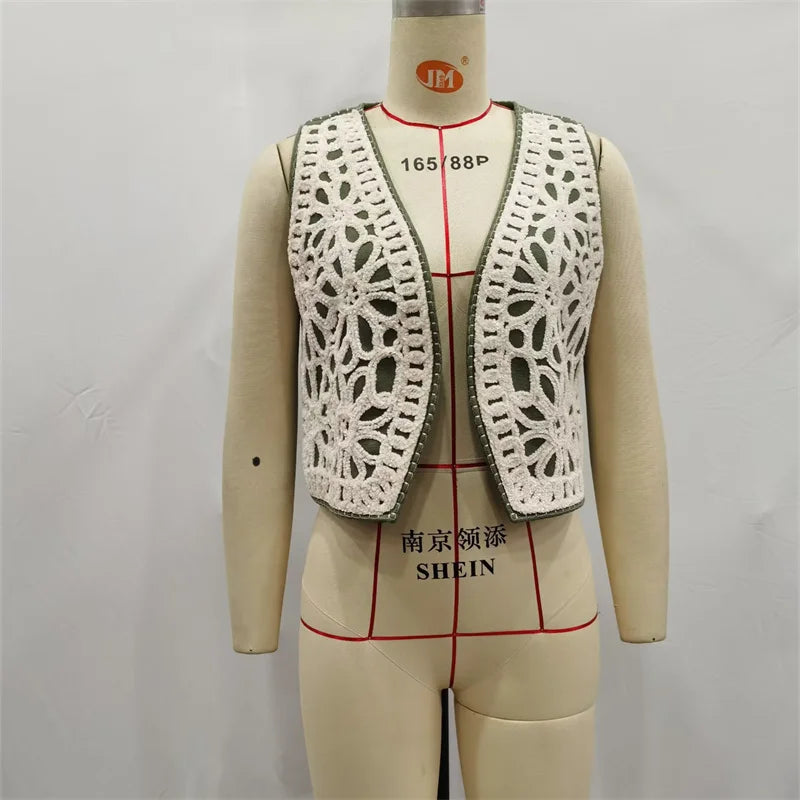 Beberino Embroidered Color Matching Sleeveless Crop Top Waistcoat for Women