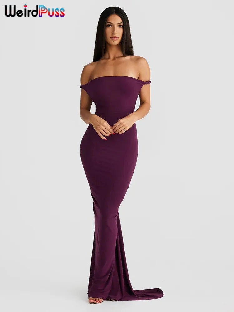 Beberino Elegant Peach Backless Halter Bodycon Dress for Sexy Summer Parties