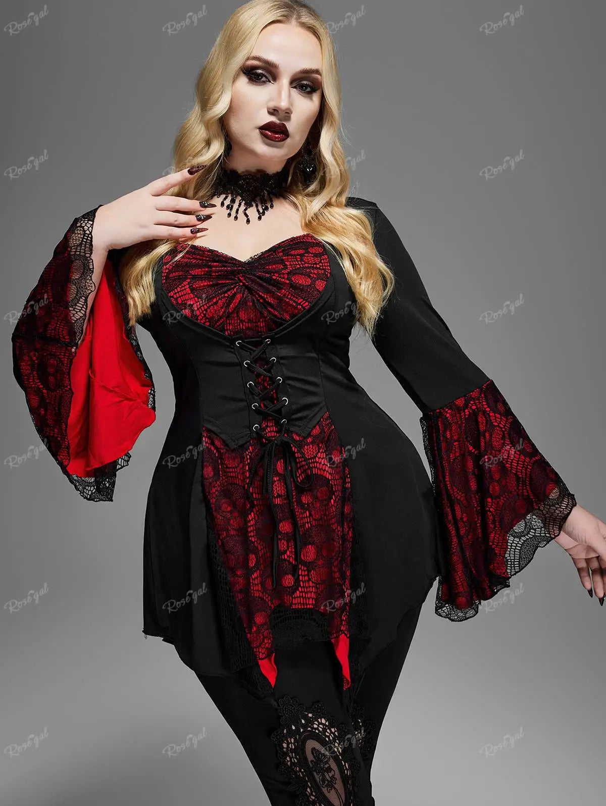 Beberino Gothic Sweetheart Neck Plus Size Tunic Top for Women